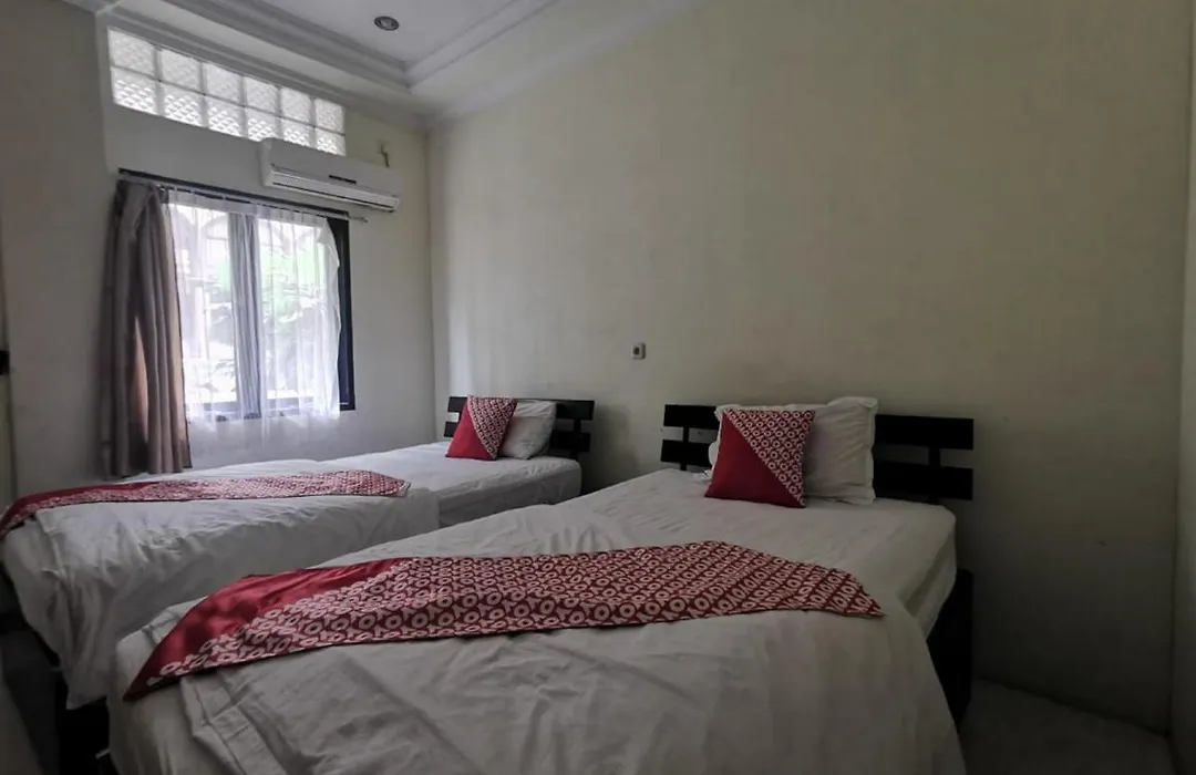 OYO 2319 Tengkawang Residence-1